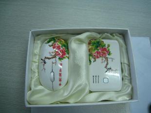 陜西文化:西安青花移動電源+無線鼠標 送禮送青花 送禮更有派_禮品、工藝品、飾品_世界工廠網(wǎng)中國產(chǎn)品信息庫